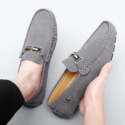 Maximilian - Herren-Slipper | Premium Wildleder, Atmungsaktiv, Eleganter Komfort